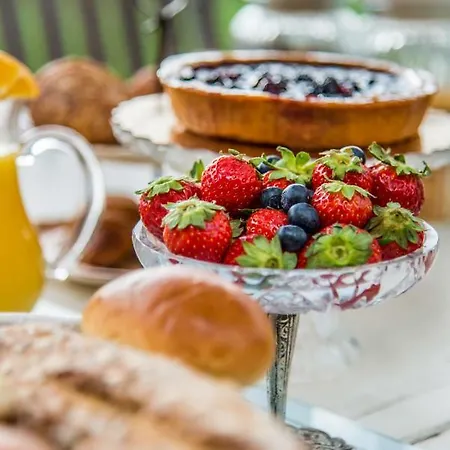 Antica Dimora Quarello Bed & Breakfast